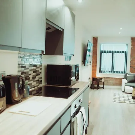 Bv Rare 3 Bedrooms At Conditioning House Bradford Perfect For Contractors