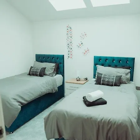 Bv Rare 3 Bedrooms At Conditioning House Bradford Perfect For Contractors *