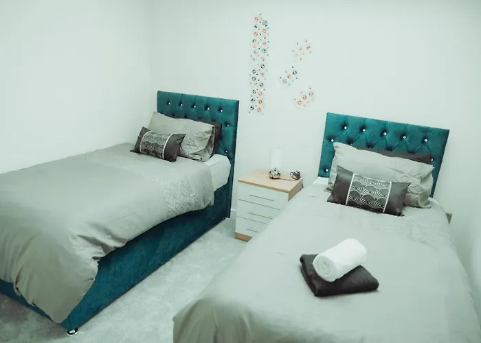 Bv Rare 3 Bedrooms At Conditioning House Bradford Perfect For Contractors *