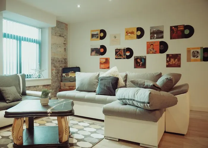 Bv Rare 3 Bedrooms At Conditioning House Bradford Perfect For Contractors Bradford (West Yorkshire)