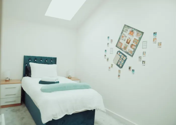 Lejlighed Bv Rare 3 Bedrooms At Conditioning House Bradford Perfect For Contractors Bradford (West Yorkshire)