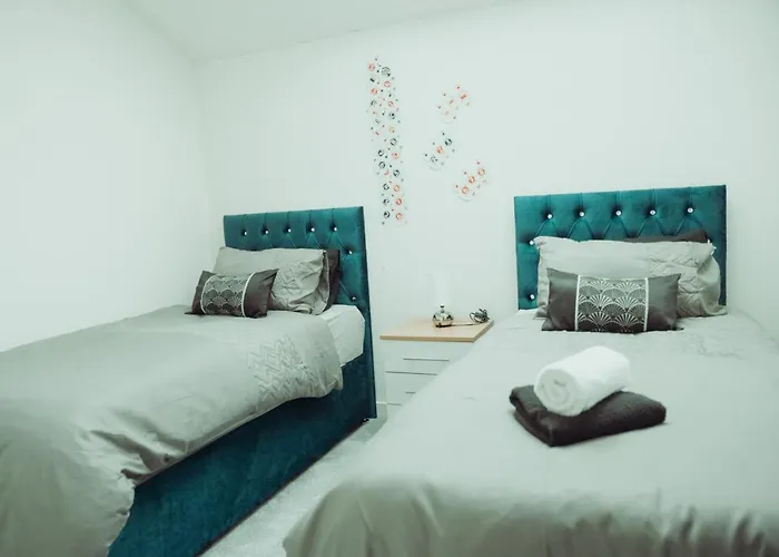 Bv Rare 3 Bedrooms At Conditioning House Bradford Perfect For Contractors Bradford (West Yorkshire)